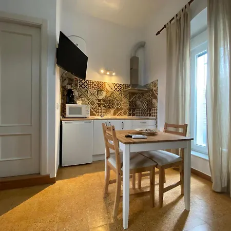 Apartament El Arco *