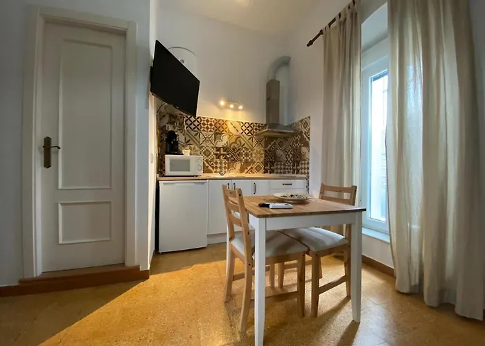 Apartament El Arco *